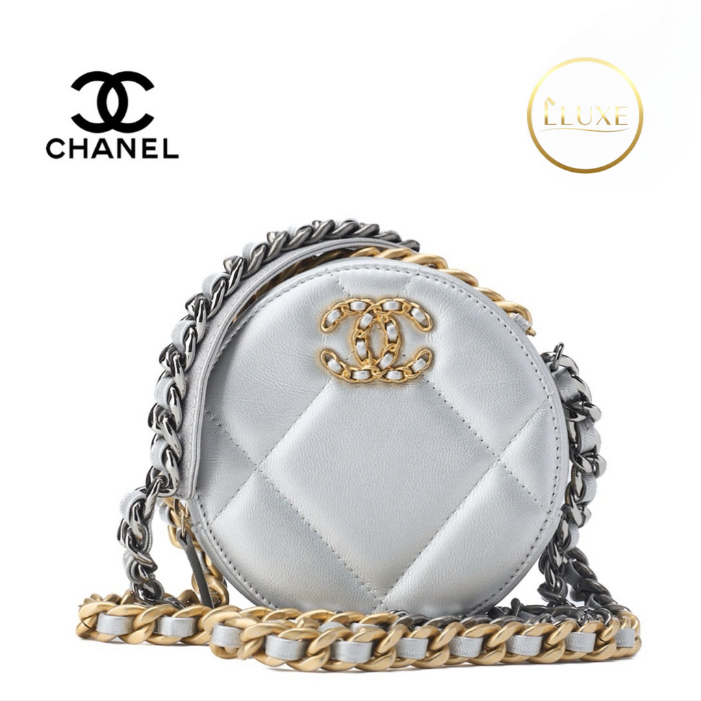 CHANEL 19 Matelassé Chain Shoulder Bag Lambskin Silver – Near-New Condition Previously Owned Authentic
