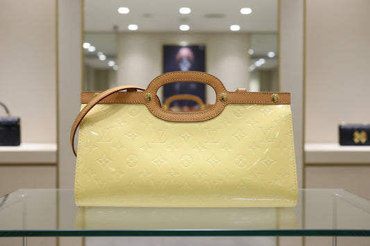 Louis Vuitton Roxbury Drive Monogram Vernis Patent Leathe Pre-owed - Very Good Condition | L’LUXE Authentic’s