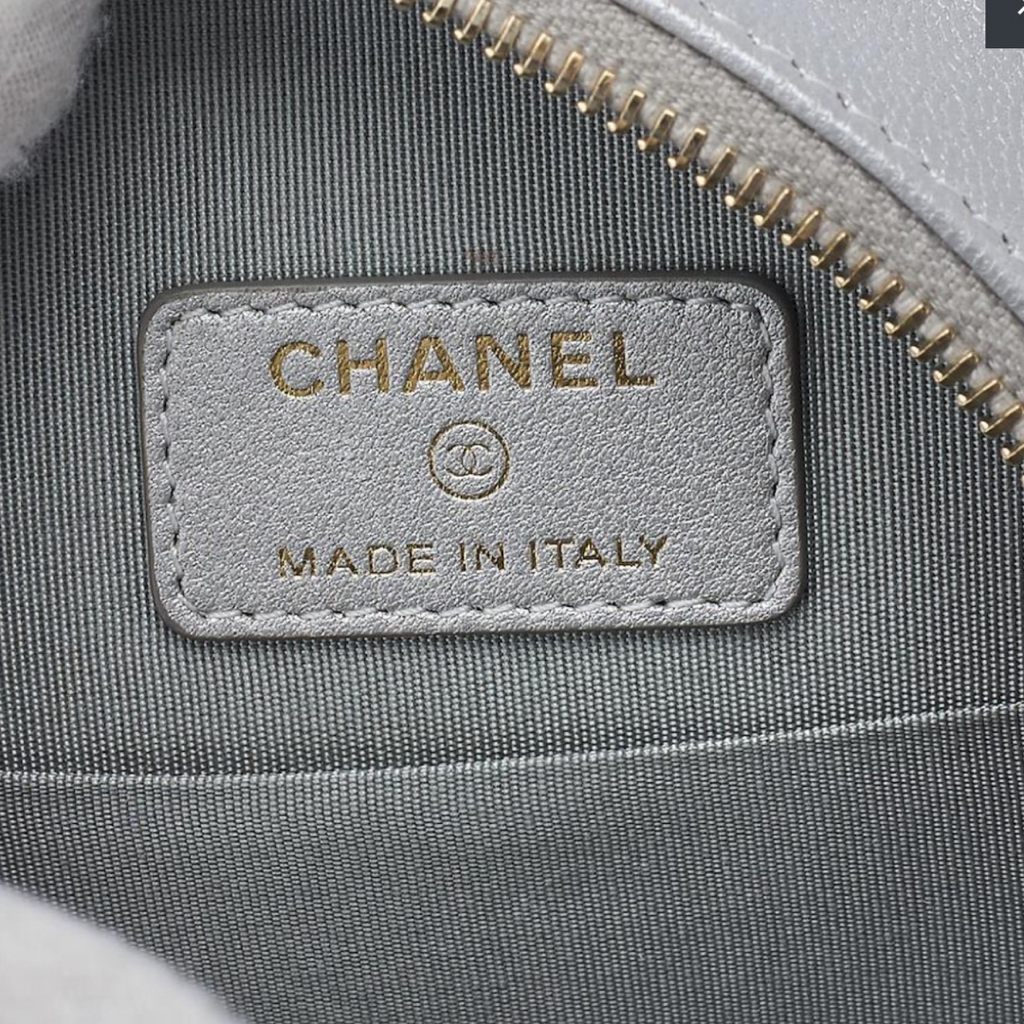 CHANEL 19 Matelassé Chain Shoulder Bag Lambskin Silver – Near-New Condition Previously Owned Authentic