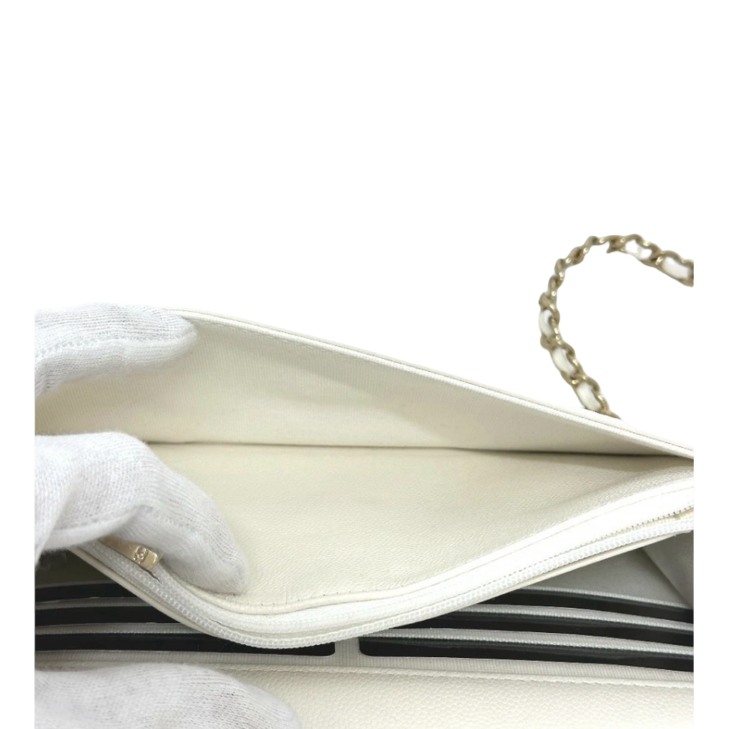 Chanel White Caviar Métiers d’Art Coco Mark Chain Wallet Authentic Previously Owned