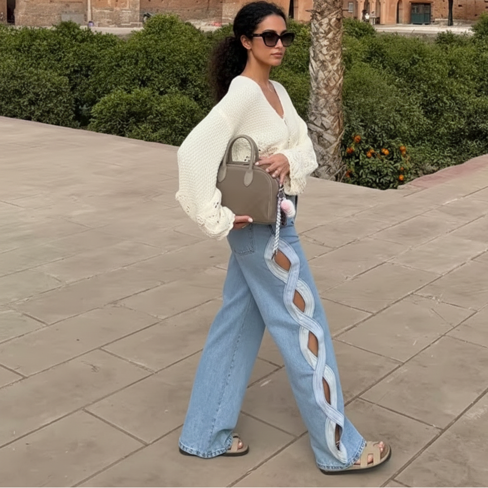 Blue Side Hollow-Out Barrel Jeans